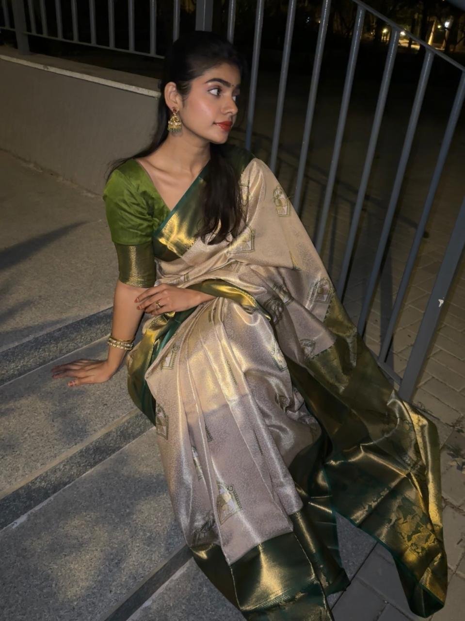 rekha : kanchi semi silk saree