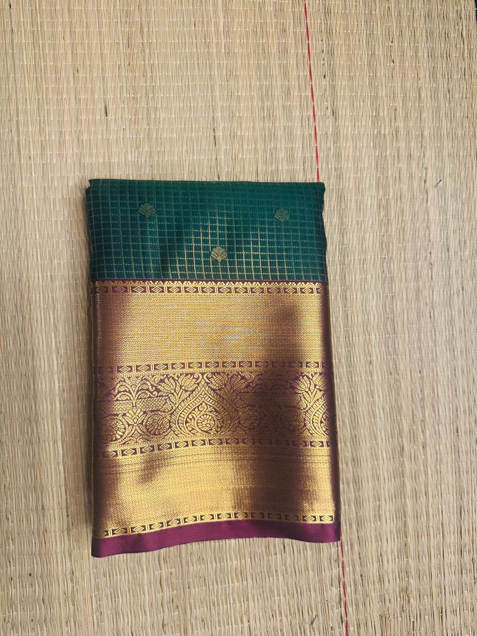 Vintage  Green Checked Semi-Silk Saree
